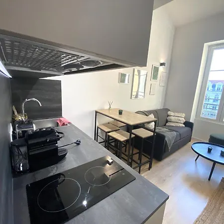 Διαμέρισμα Hypercentre Lamartine 513 *